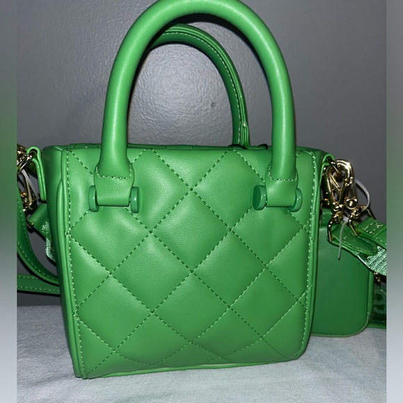 BRAND NEW STEVE MADDEN GREEN CROSSBODY BAG - Picture 2 of 3